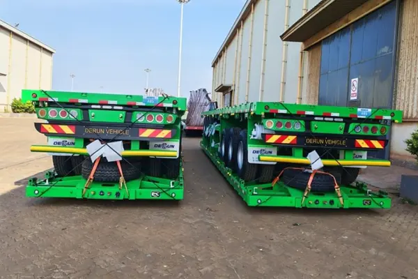Derun 4 unità Tri-Axle Cargo Dropside Trailer è stato inviato in Algeria