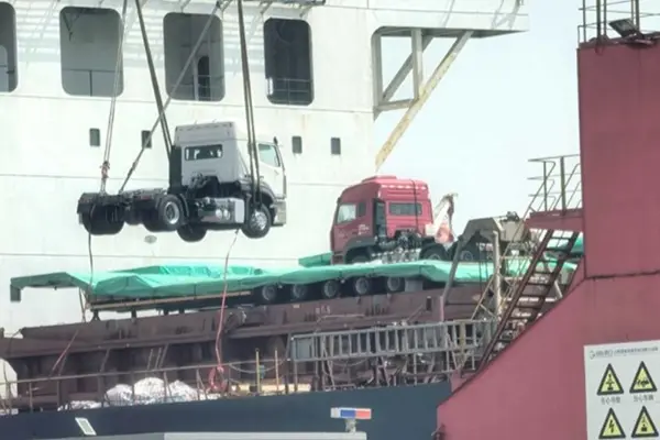 Sinotruk Howo 4x2 Tractor Truck ha inviato in Arabia Saudita