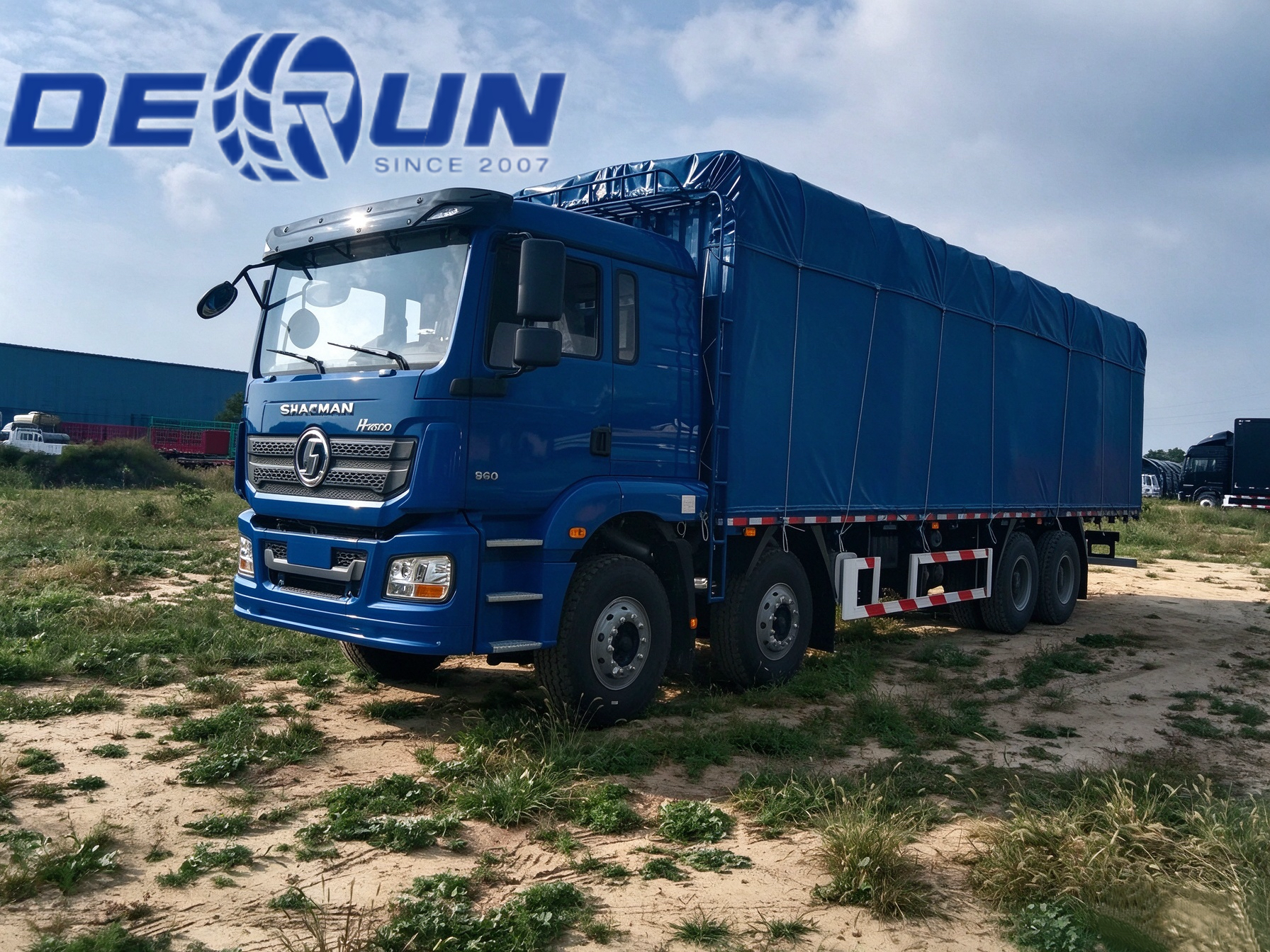 L'autocarro con cassone ribaltabile Shacman H3000 8x4 verrà spedito in Ghana