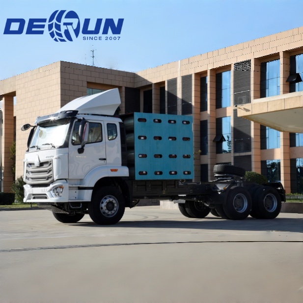 Trattore Sinotruk Howo 6x4 CNG NX